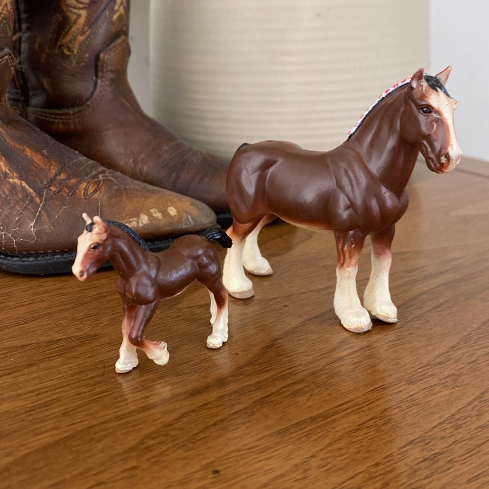 ERTL Vintage Clydesdale Stallion Horse and Pony Figurines - Collectible - Picture 15 of 15